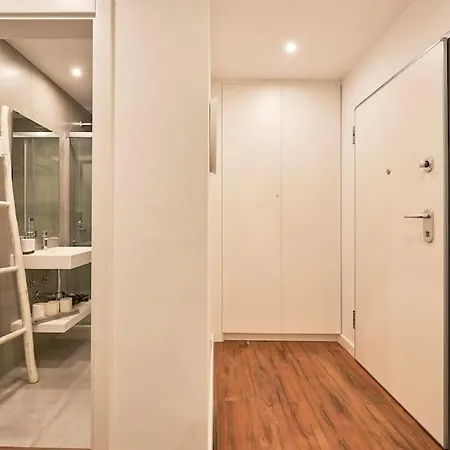 Center Marques Ii شقة