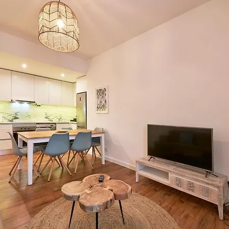 Center Marques Ii * Lisbon